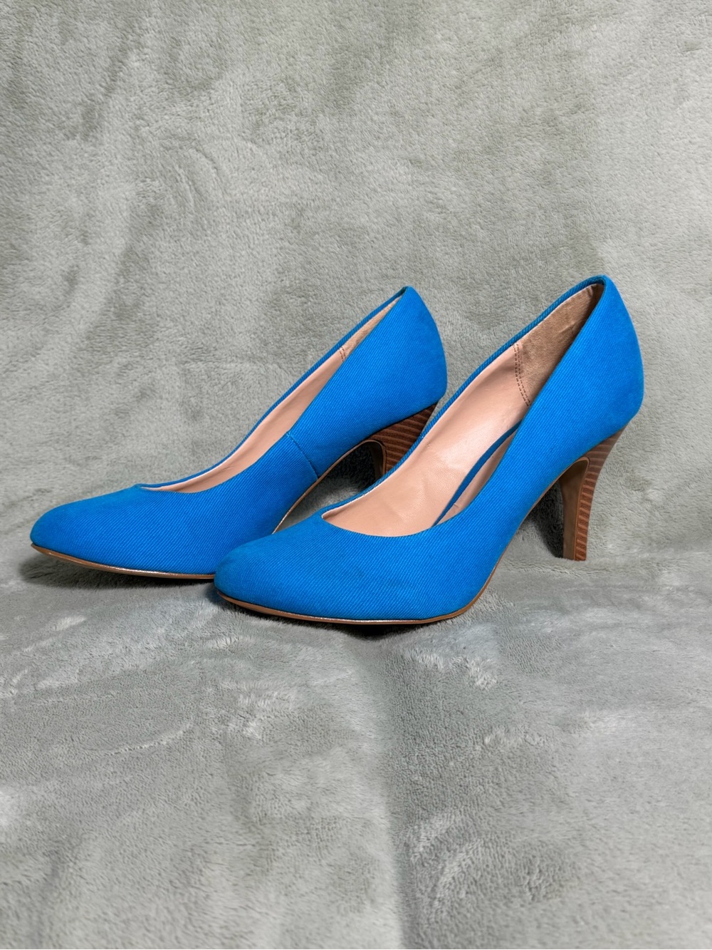 Kelly & Katie Bright Blue Pointed-Toe Heels